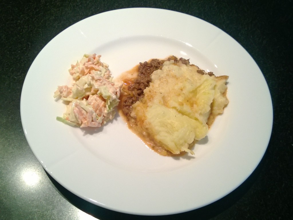 Bagt kartoffelmos med oksekød