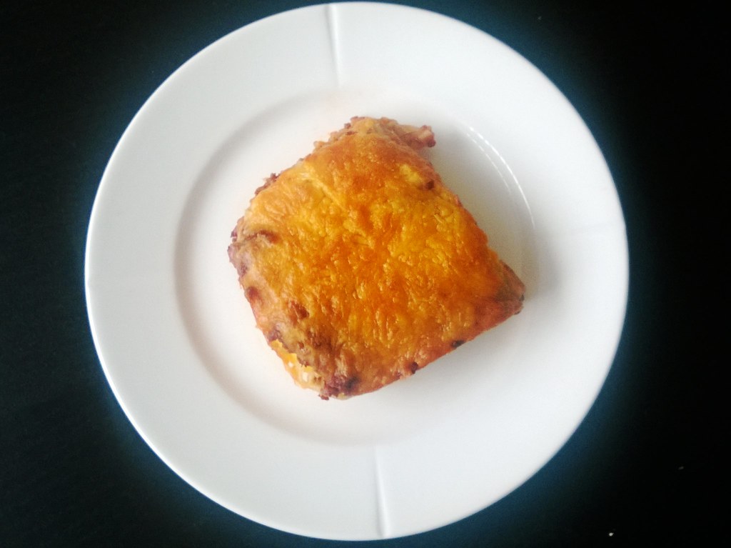 Gratineret ovnpasta med oksekød