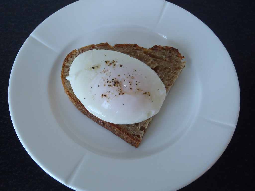 Pocheret æg på toast